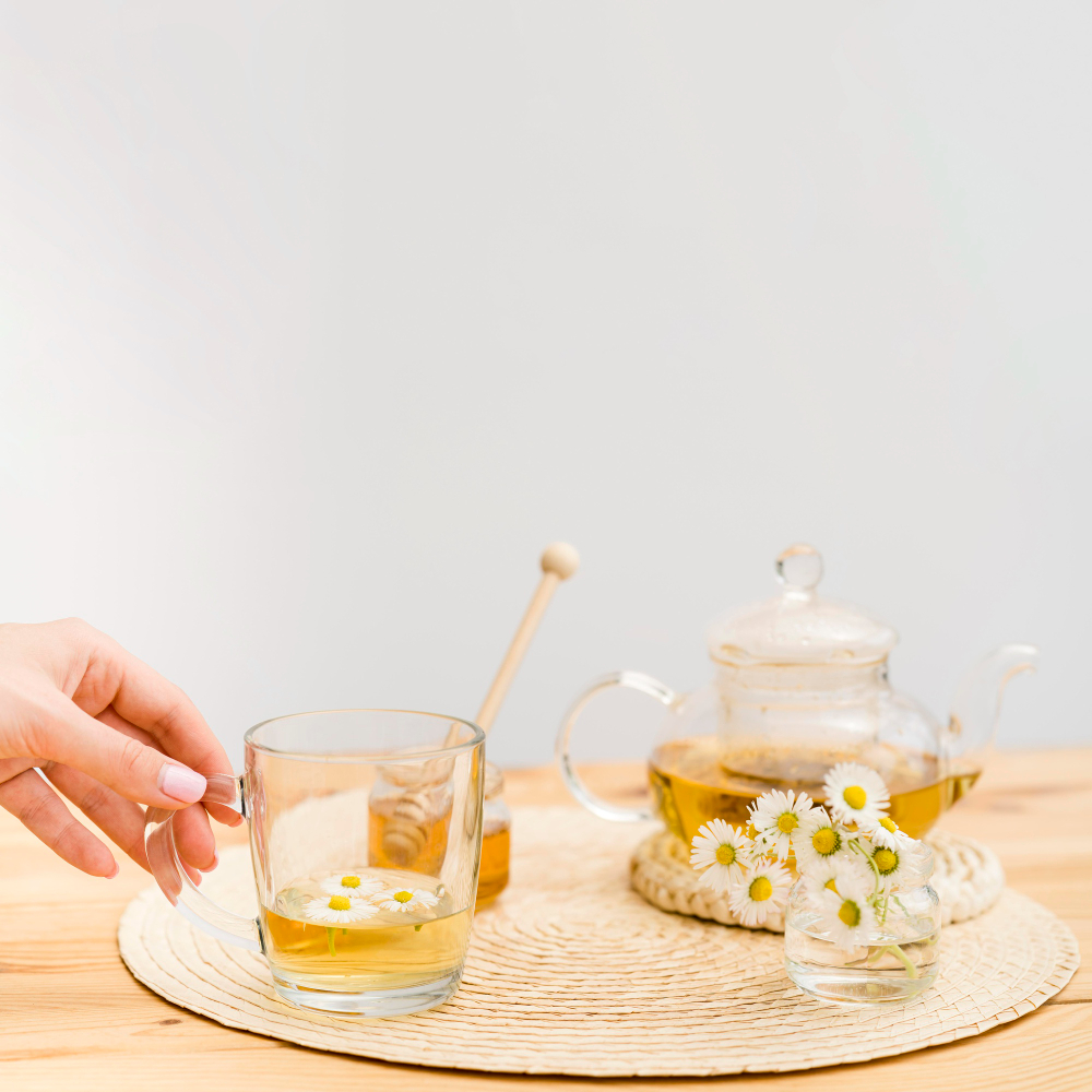 Thưởng Trà Thảo Dược, Trái Cây Tại Phòng Thư Giãn